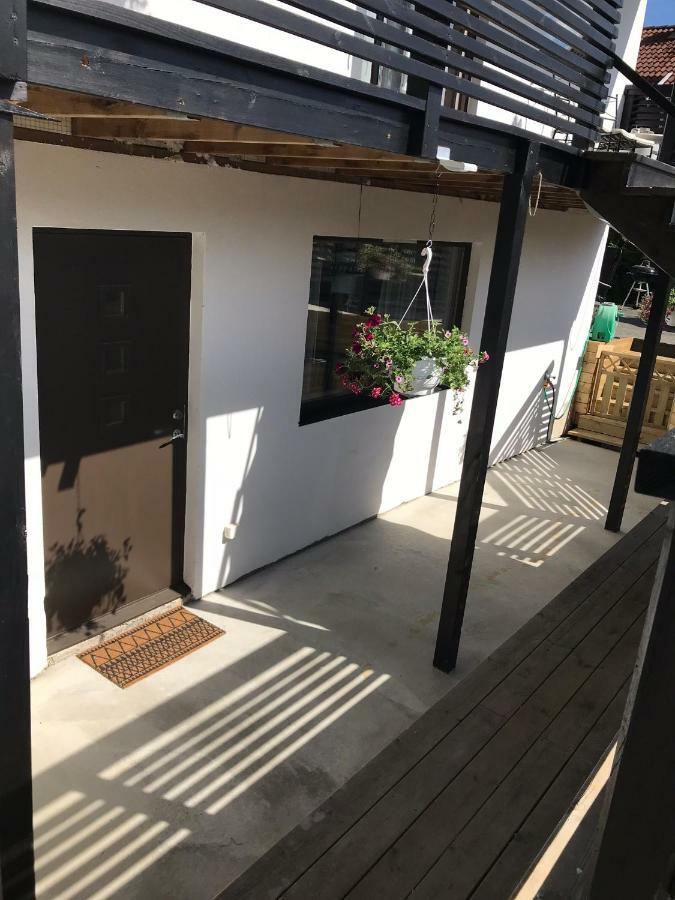 Lagenhet I Villa Pa Fornudden Tyreso Esterno foto